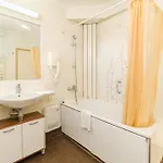 فندق Noviz